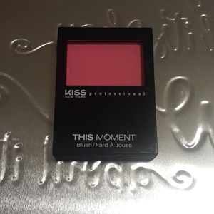 Kiss professional blush